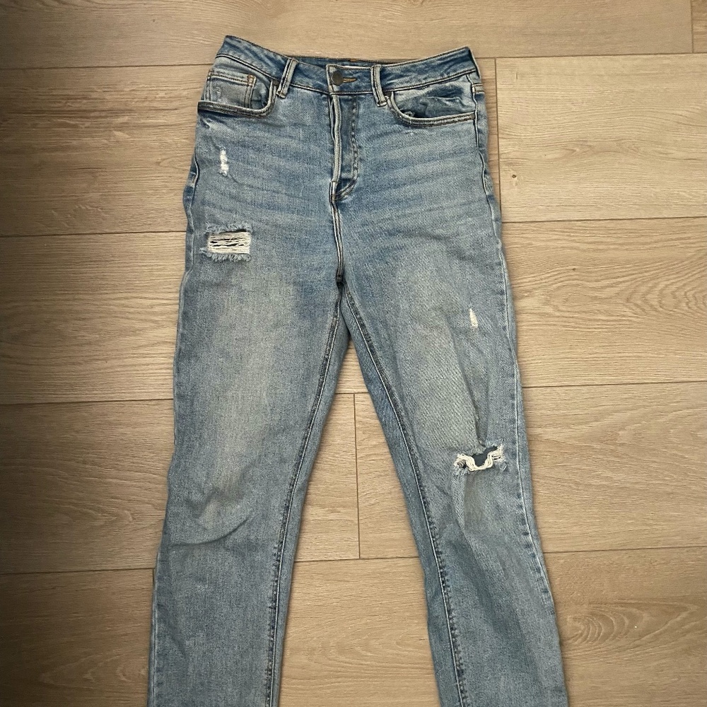Forever 21 ripped jeans